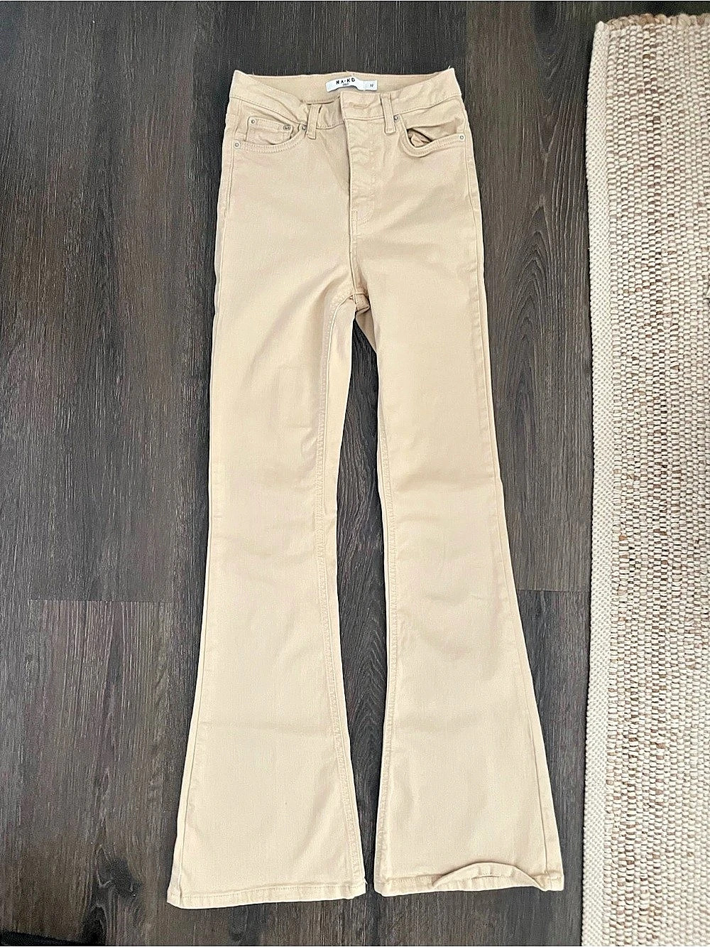NA-KD Beige Flare Jeans Waist 32